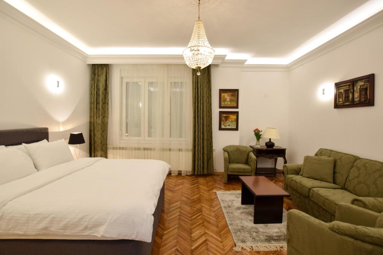 Crown Apartment - Your Most Comfortable Stay Белград Экстерьер фото